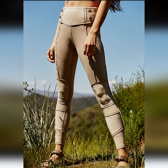 NWT FREE PEOPLE HIGH RISE CATCH ME IF YOU CAN LEGGINGS, DISCOUNTED  DESERT SAGE - Picture 2 of 16